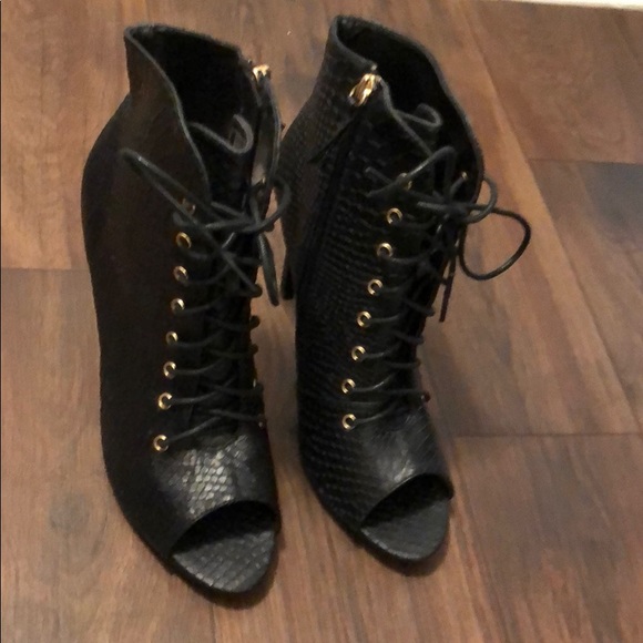 Black Crocodile Mid Ankle Bootie - Picture 2 of 3